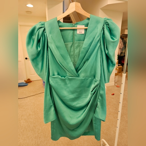 Acler - Irwin Dress in Electric Green - Picture 5 of 7